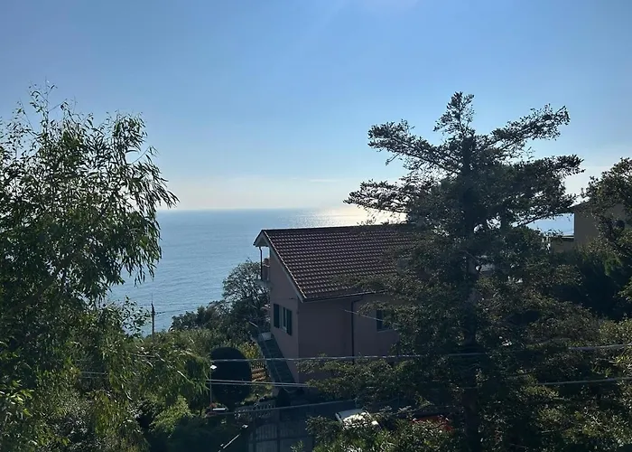 Peaceful In Nature, Near The Sea Celle Ligure