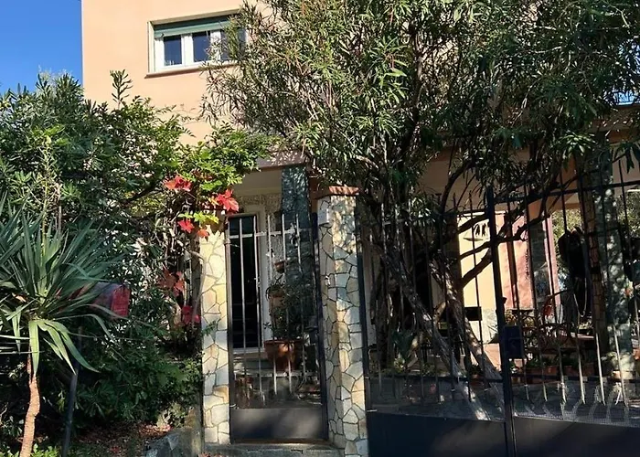 Сasa de vacaciones Peaceful In Nature, Near The Sea Celle Ligure
